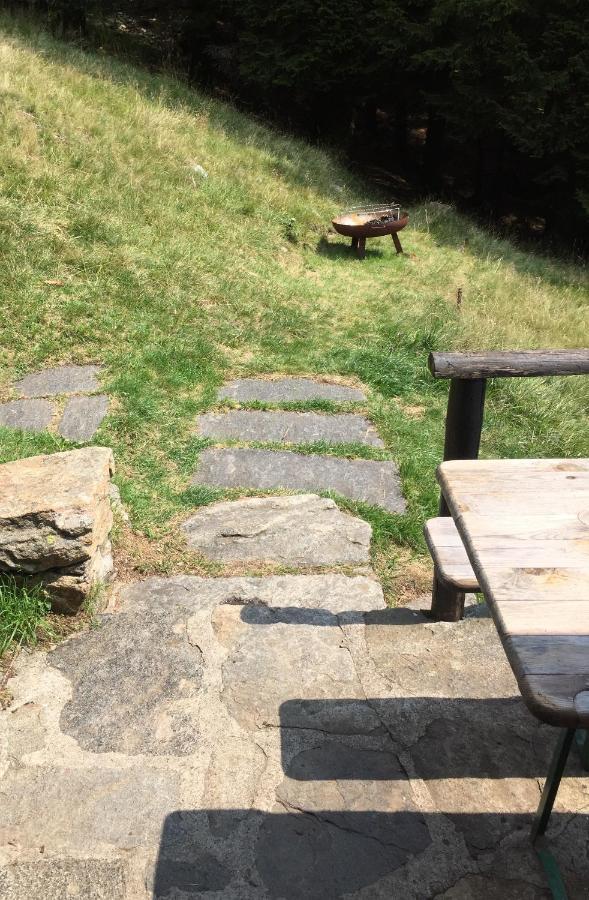 Do-Minus Boutique Home & Private Spa Ca Pedrot Mountain Cottage 몬테카라소 외부 사진